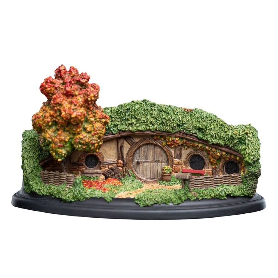 Categories Animetal | The Hobbit Trilogy Statue 18 Gardens Smial 15 Cm