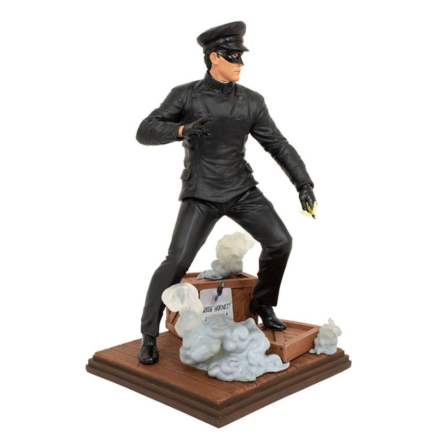 Categories Animetal | The Green Hornet Gallery Pvc Statue Kato (Bruce Lee) 25 Cm